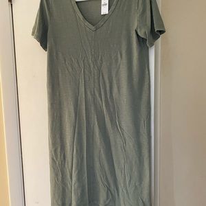 Gap v neck t-shirt midi dress NWT
